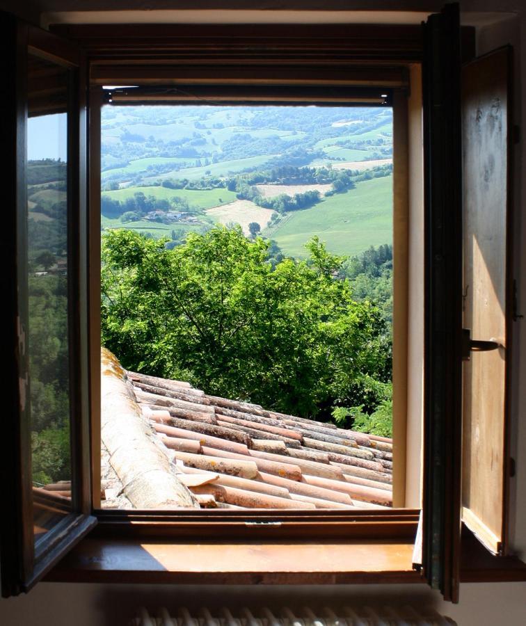 Country House Ca' Vernaccia Pension Urbino Buitenkant foto